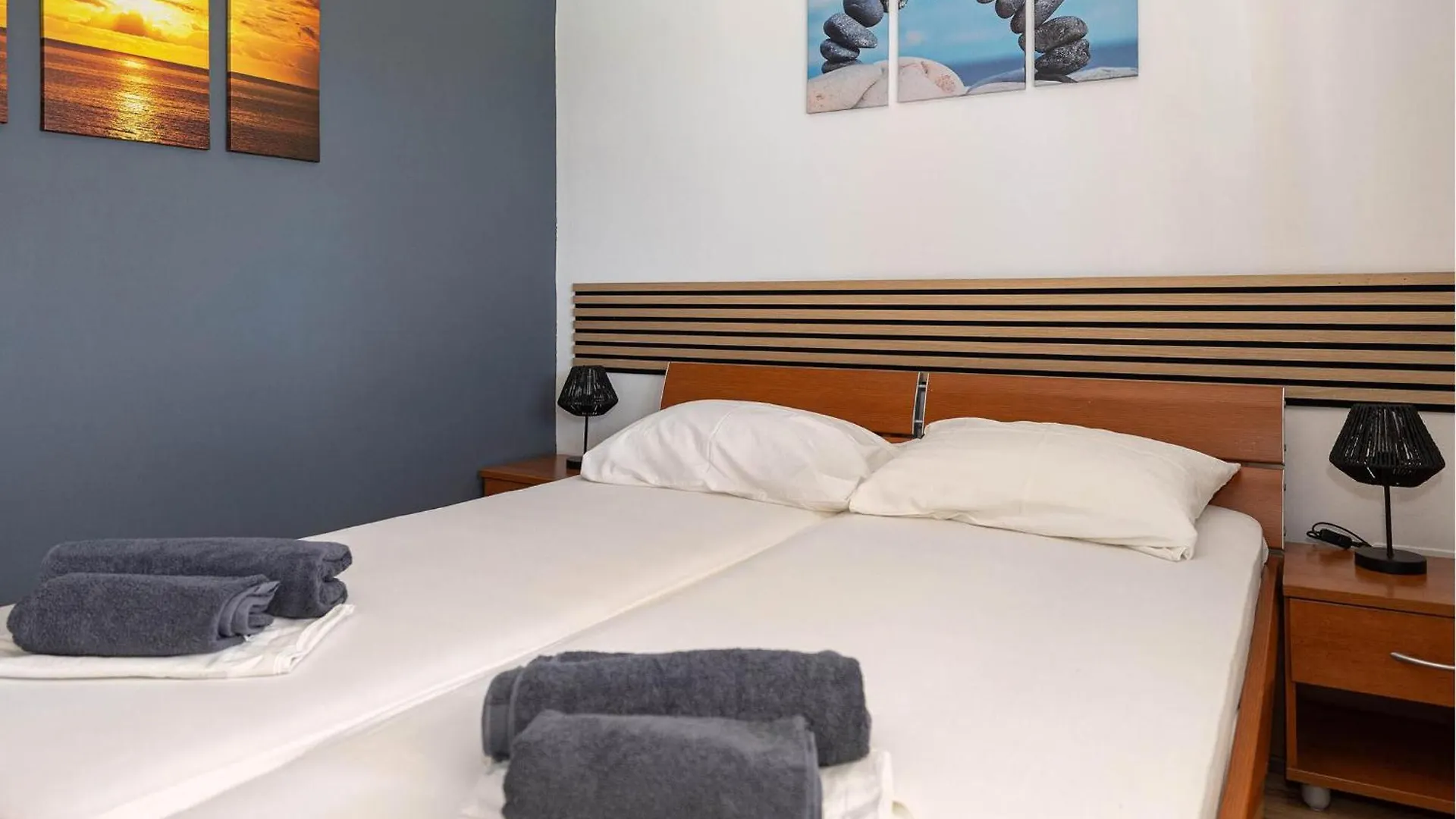 2 Bedroom Stunning Apartment In Dramalj