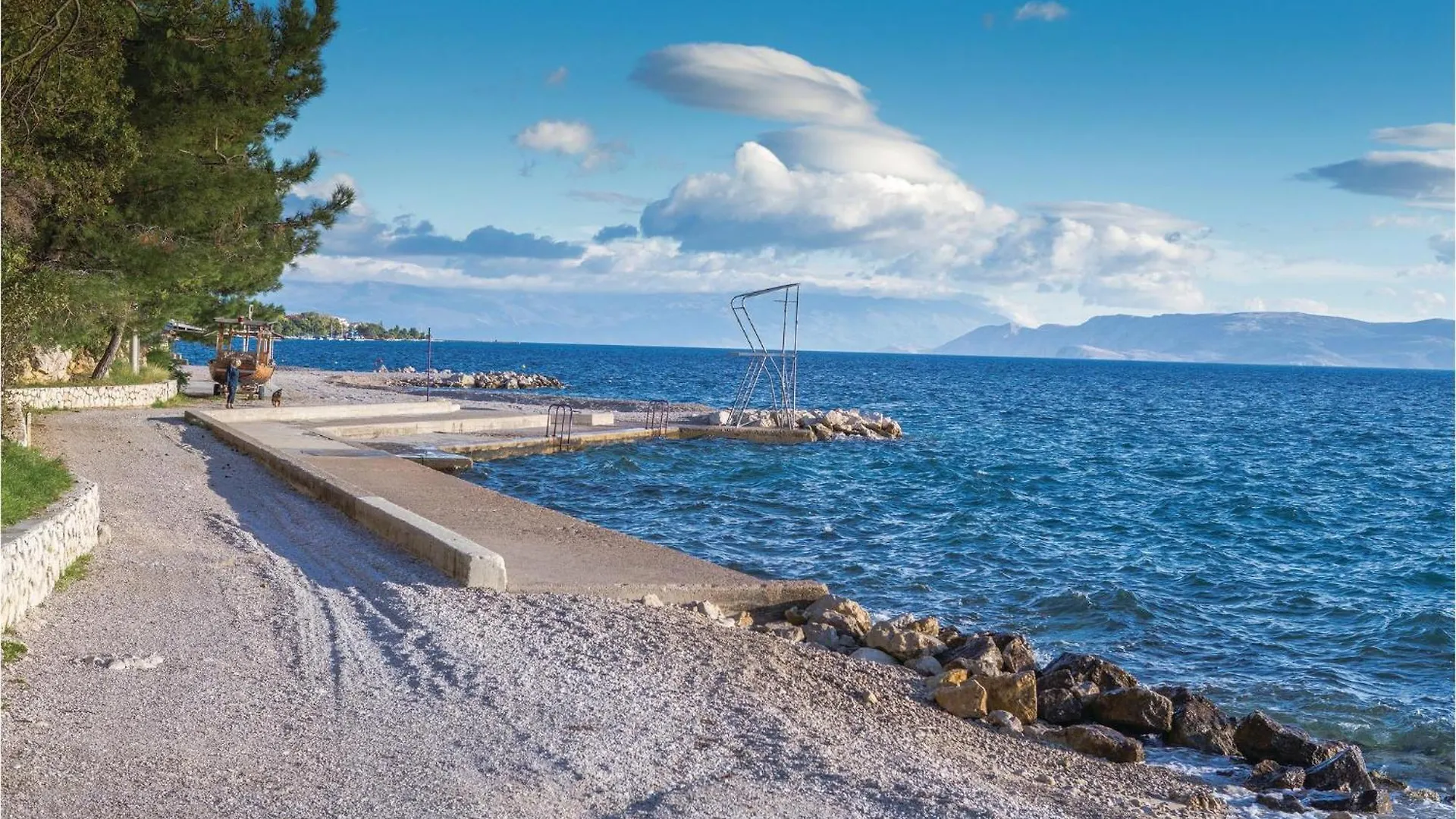 2 Bedroom Stunning Apartment In Dramalj Croatia